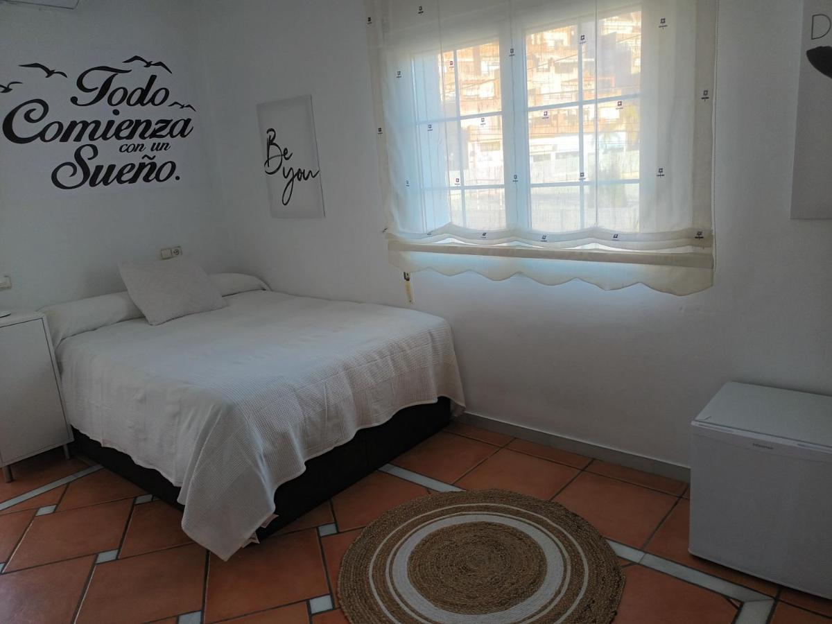 Habitaciones En Casa Centrica Con Piscina Almuñécar Exteriör bild