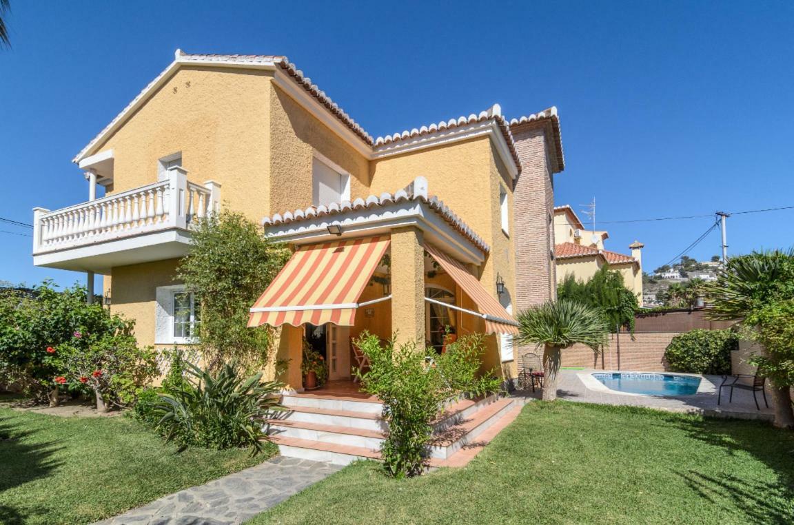 Habitaciones En Casa Centrica Con Piscina Almuñécar Exteriör bild