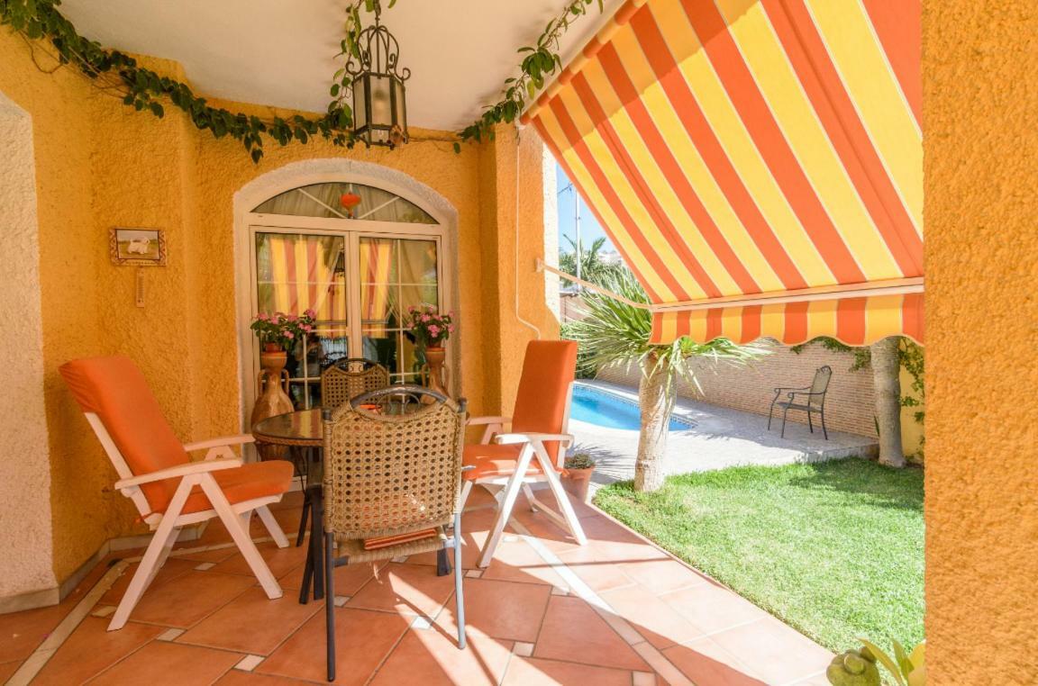 Habitaciones En Casa Centrica Con Piscina Almuñécar Exteriör bild