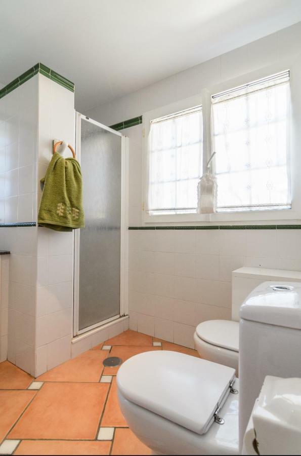 Habitaciones En Casa Centrica Con Piscina Almuñécar Exteriör bild